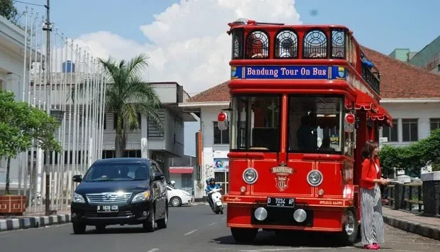 Transportasi Umum Di Bandung 1